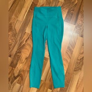 Lululemon Fast Free HR Tight 25” Pockets Nulux Size 4 Kelly Green Leggings